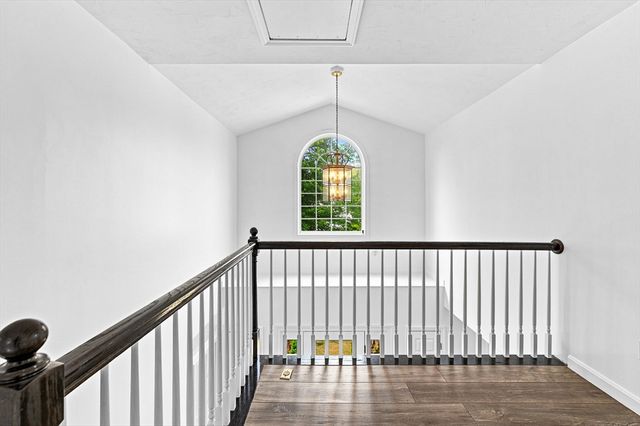 21 Forestview Dr, Fairhaven, MA 02719