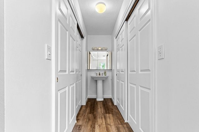 21 Forestview Dr, Fairhaven, MA 02719