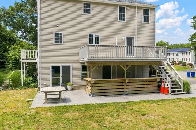 21 Forestview Dr, Fairhaven, MA 02719