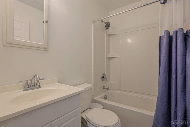 3226 Deshler Drive, Colerain Twp, OH 45251