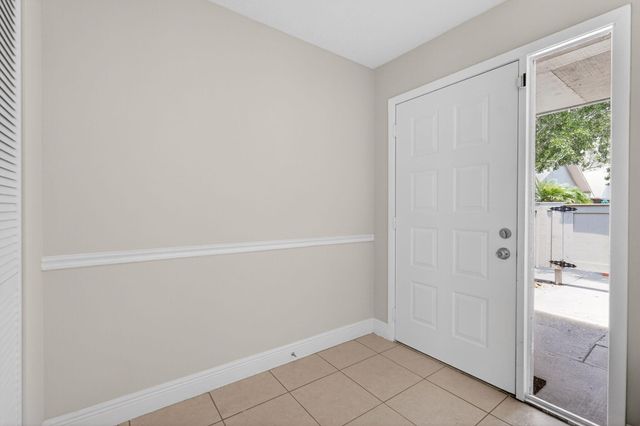 3911 NW Cinnamon Tree Circle, Jensen Beach, FL 34957