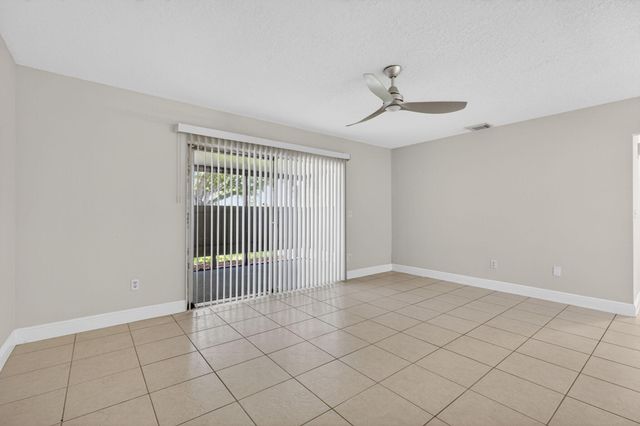 3911 NW Cinnamon Tree Circle, Jensen Beach, FL 34957