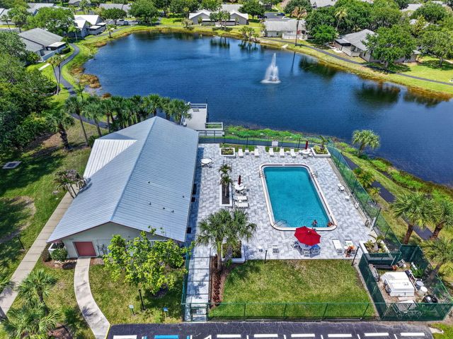 3911 NW Cinnamon Tree Circle, Jensen Beach, FL 34957