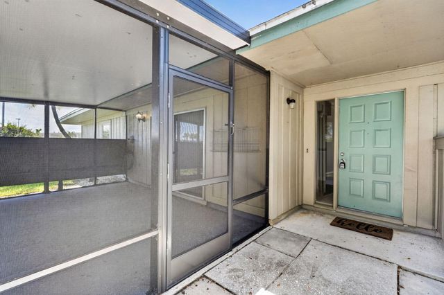 3911 NW Cinnamon Tree Circle, Jensen Beach, FL 34957