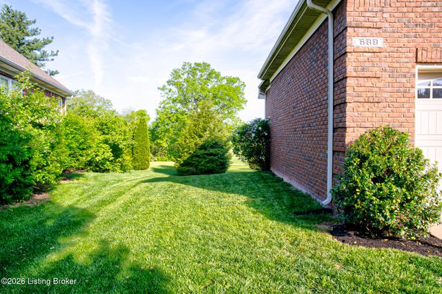 688 Ashbourne Dr, Shelbyville, KY 40065