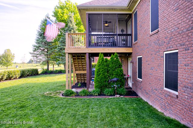 688 Ashbourne Dr, Shelbyville, KY 40065