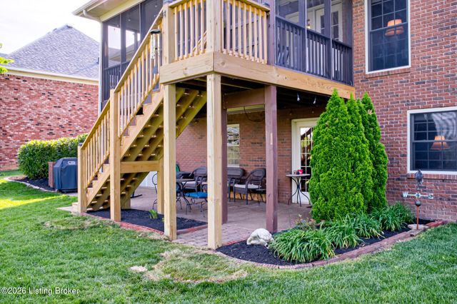 688 Ashbourne Dr, Shelbyville, KY 40065