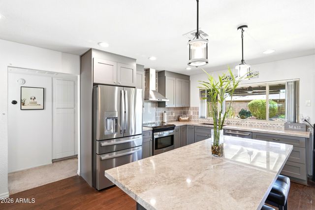 2653 W OBISPO Circle, Mesa, AZ 85202