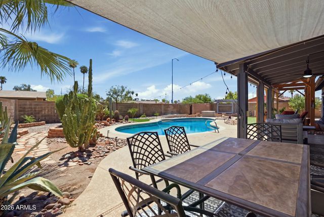 2653 W OBISPO Circle, Mesa, AZ 85202