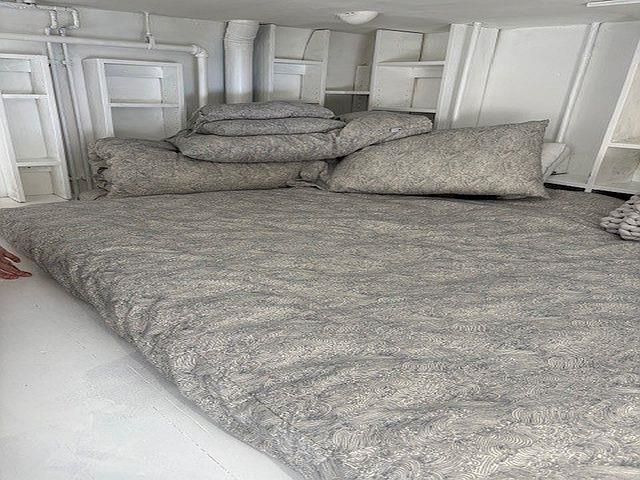 800 Cottageview Drive, Traverse City, MI 49684