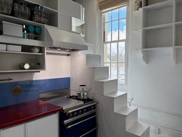 800 Cottageview Drive, Traverse City, MI 49684