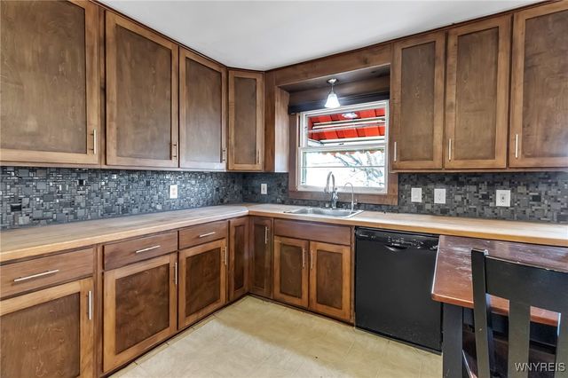 7083 Boston State Road, Boston, NY 14075