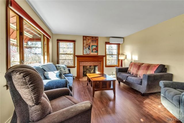 7083 Boston State Road, Boston, NY 14075