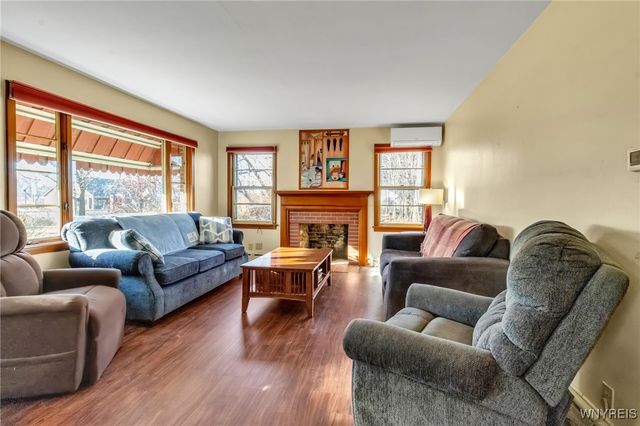 7083 Boston State Road, Boston, NY 14075