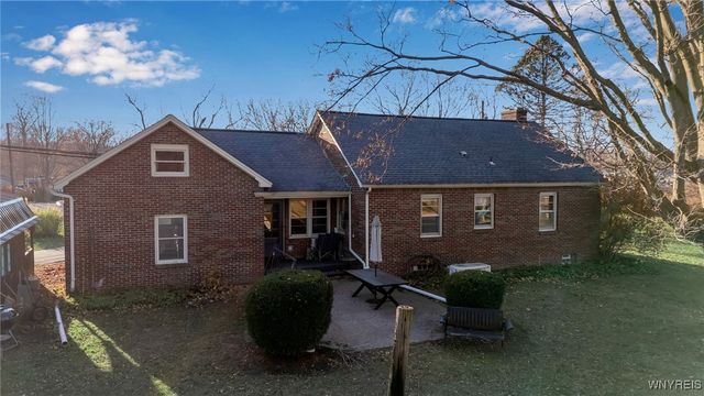 7083 Boston State Road, Boston, NY 14075