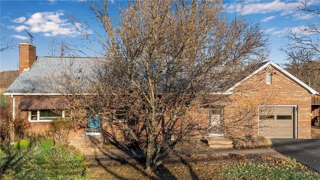 7083 Boston State Road, Boston, NY 14075