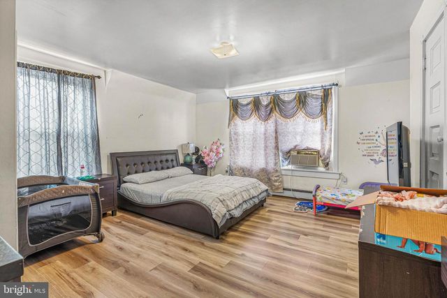 817 WYNNEWOOD RD, Philadelphia, PA 19151