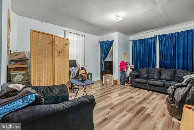 817 WYNNEWOOD RD, Philadelphia, PA 19151