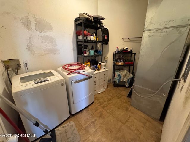 132 W Florence Avenue, Toledo, OH 43605