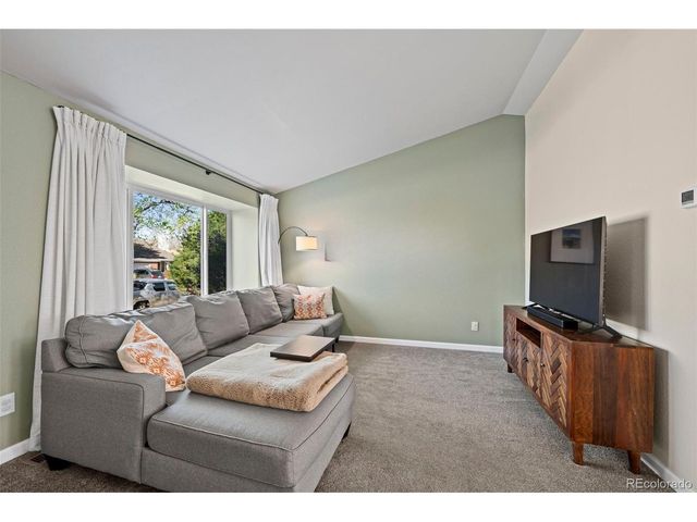 9577 W Nichols Pl, Littleton, CO 80128