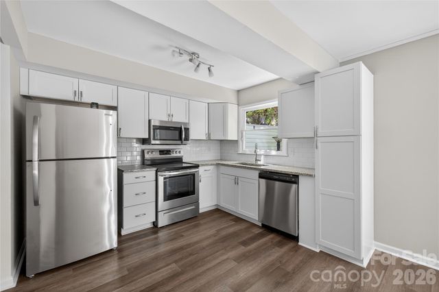 1610 Renard Ridge Road, Charlotte, NC 28212