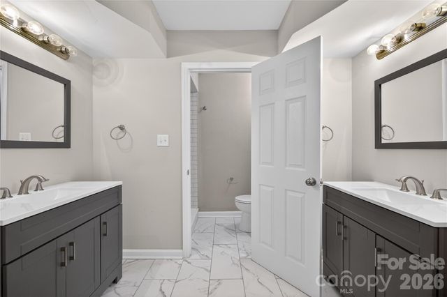 1610 Renard Ridge Road, Charlotte, NC 28212