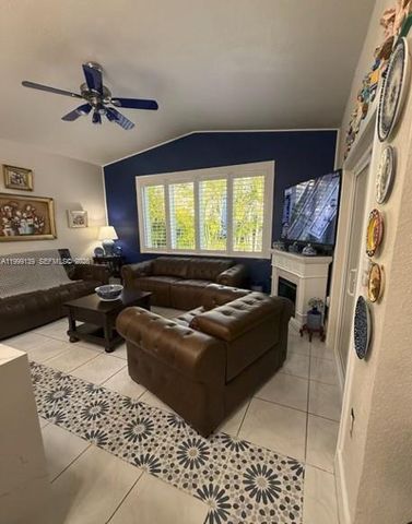 6931 SW 159th Pl, Miami, FL 33193