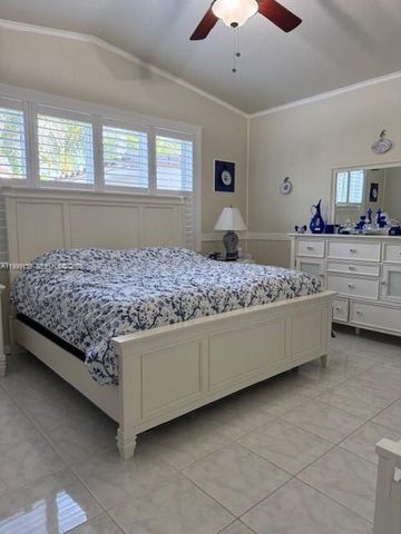 6931 SW 159th Pl, Miami, FL 33193