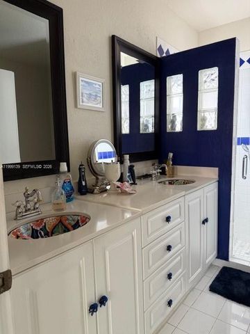 6931 SW 159th Pl, Miami, FL 33193