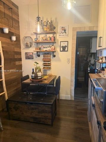 6931 SW 159th Pl, Miami, FL 33193