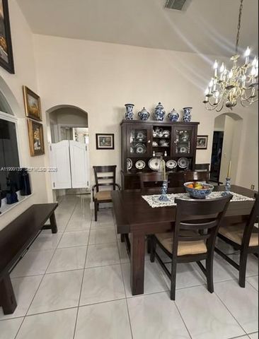 6931 SW 159th Pl, Miami, FL 33193