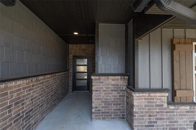 13041 NE 8th Street, Choctaw, OK 73020