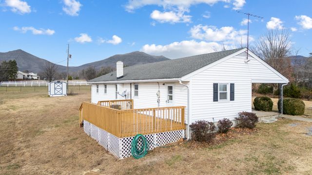 4224 Jopling RD, Bedford, VA 24523
