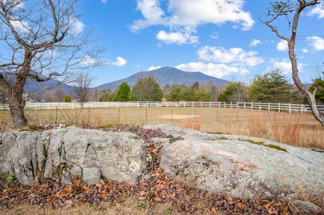 4224 Jopling RD, Bedford, VA 24523