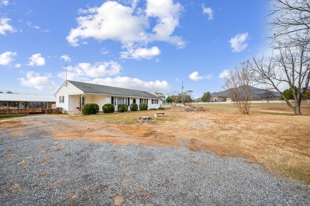 4224 Jopling RD, Bedford, VA 24523