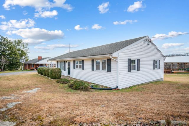 4224 Jopling RD, Bedford, VA 24523