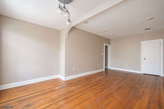 35 IRVING AVE, Newark City, NJ 07112