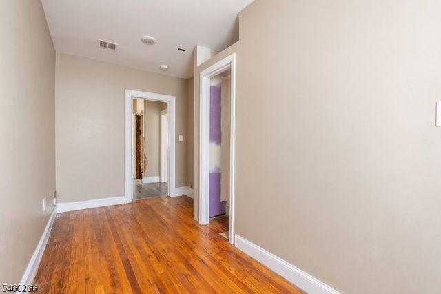 35 IRVING AVE, Newark City, NJ 07112
