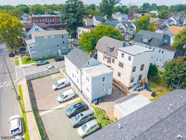 35 IRVING AVE, Newark City, NJ 07112