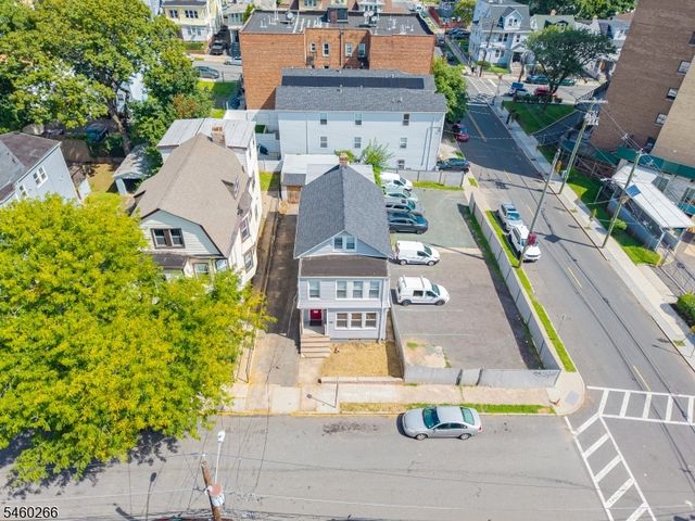 35 IRVING AVE, Newark City, NJ 07112