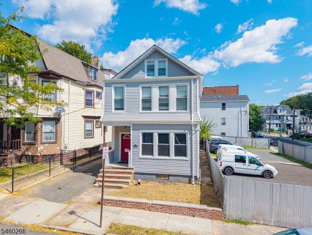 35 IRVING AVE, Newark City, NJ 07112
