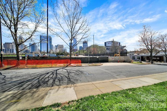 804 Greenleaf Avenue, Charlotte, NC 28202