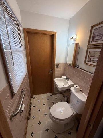 1956 Bootmaker DRIVE, Beloit, WI 53511