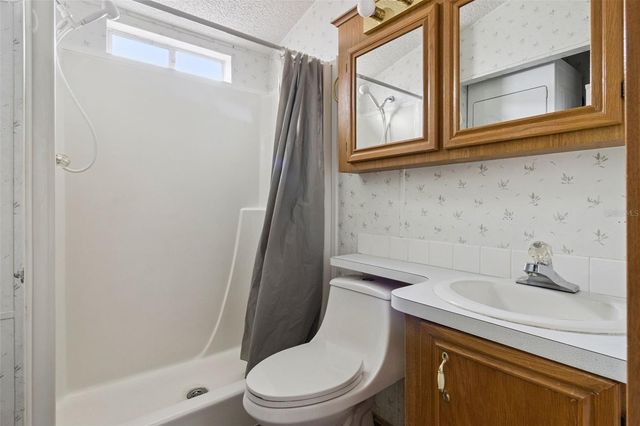 422 GARY PLAYER DRIVE, Davenport, FL 33837