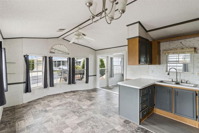 422 GARY PLAYER DRIVE, Davenport, FL 33837