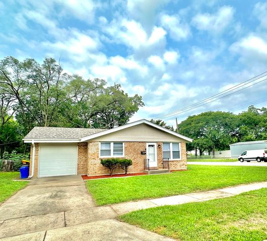 730 Woodlawn Avenue, Rockford, IL 61103