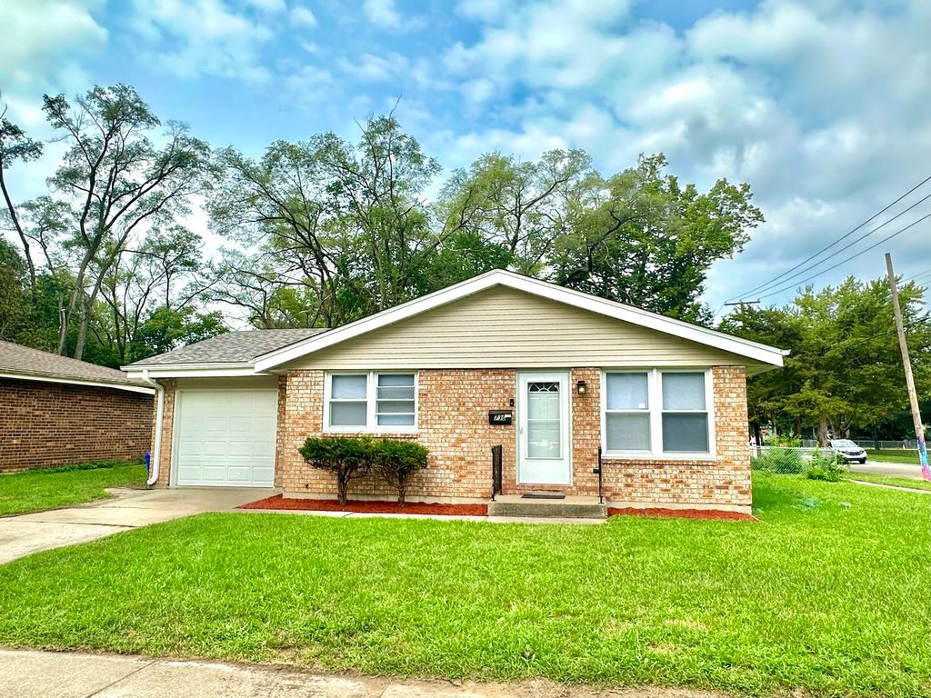730 Woodlawn Avenue, Rockford, IL 61103