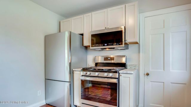 5712 Southern Pkwy, Louisville, KY 40214