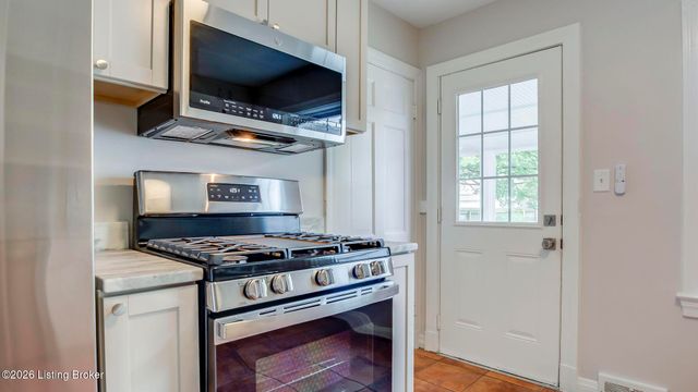 5712 Southern Pkwy, Louisville, KY 40214