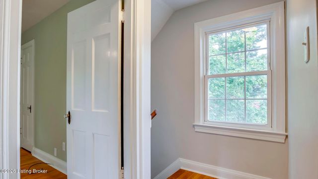 5712 Southern Pkwy, Louisville, KY 40214